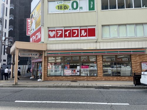 コンビニ　セブンイレブン 新潟駅前店（コンビニ）まで544m