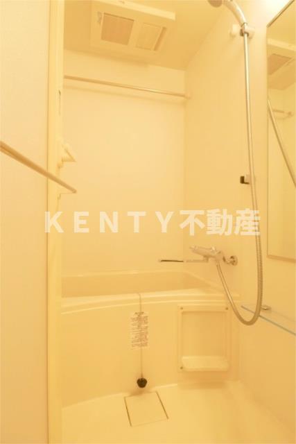 バス・シャワールーム　お風呂で日々の疲れを落としましょう