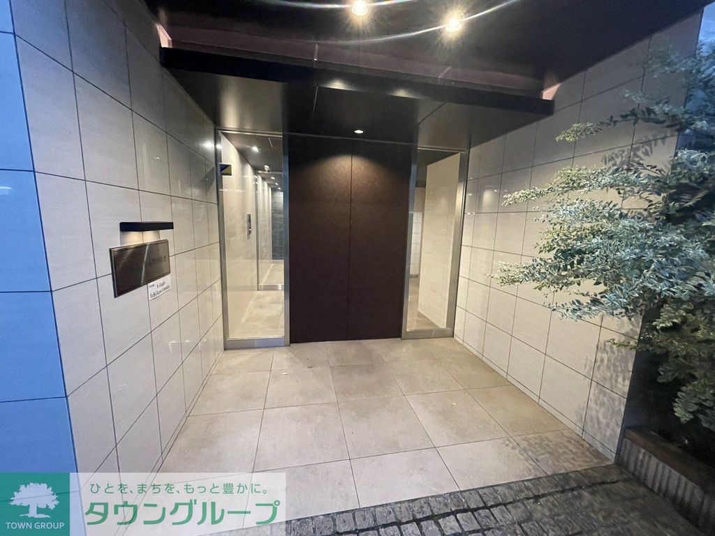 エントランス　エントランス