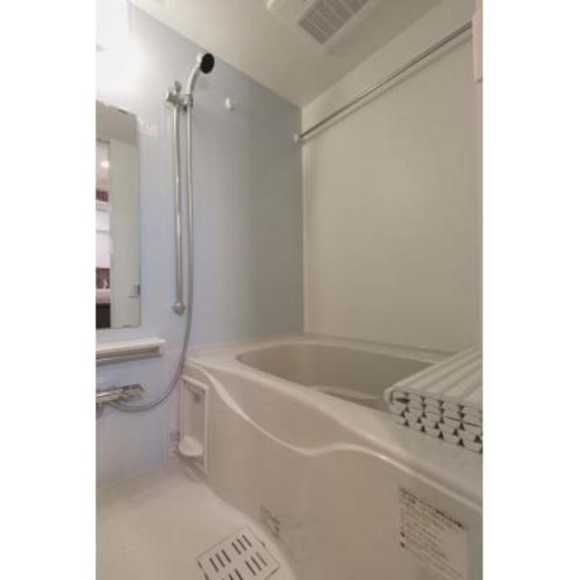バス・シャワールーム　※写真は同タイプ住戸です。