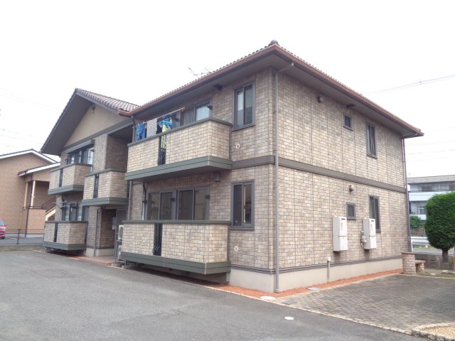 建物外観　ロイヤルコート・軽量鉄骨造
