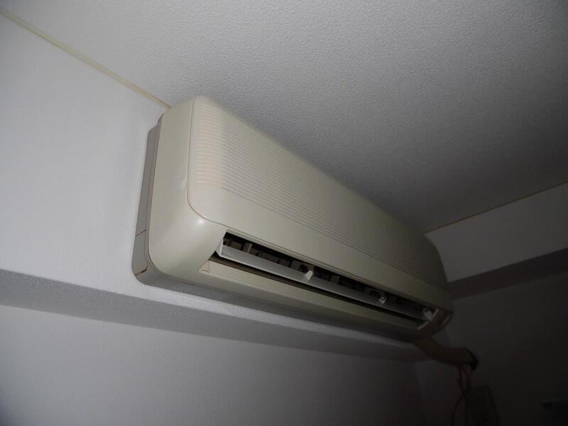 その他設備　よく冷え、よく温まるエアコンついてます