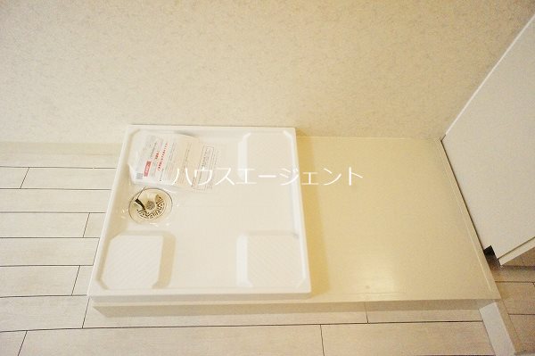 その他設備　もちろん洗濯機置場は室内です
