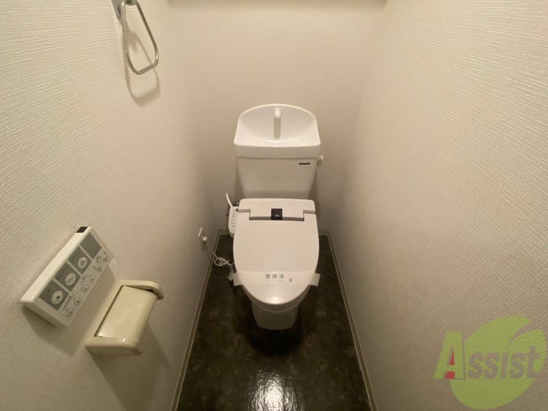 トイレ　ウォシュレット機能がついたトイレ。安心して使用できますね。
