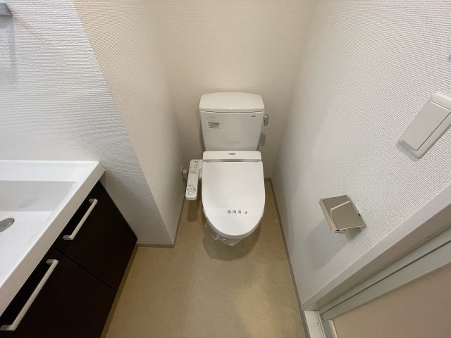 トイレ　落ち着いたトイレです