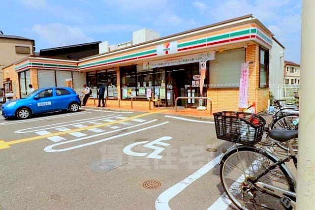 コンビニ　セブンイレブン　JR岸辺駅北店（コンビニ）まで824m