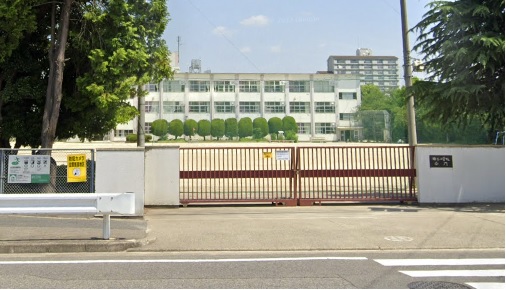 小学校　瀬古小学校（小学校）まで1743m