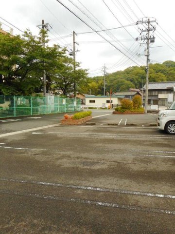 駐車場　駐車場完備です