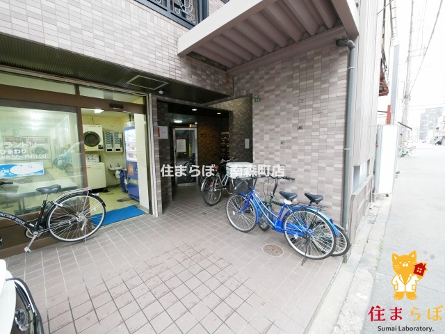 エントランス　共用部の印象も大切に