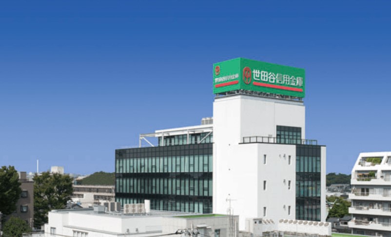 銀行　世田谷信用金庫六本木支店（銀行）まで238m