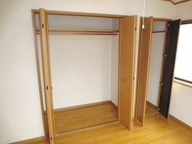 収納　★たっぷり収納スペース★