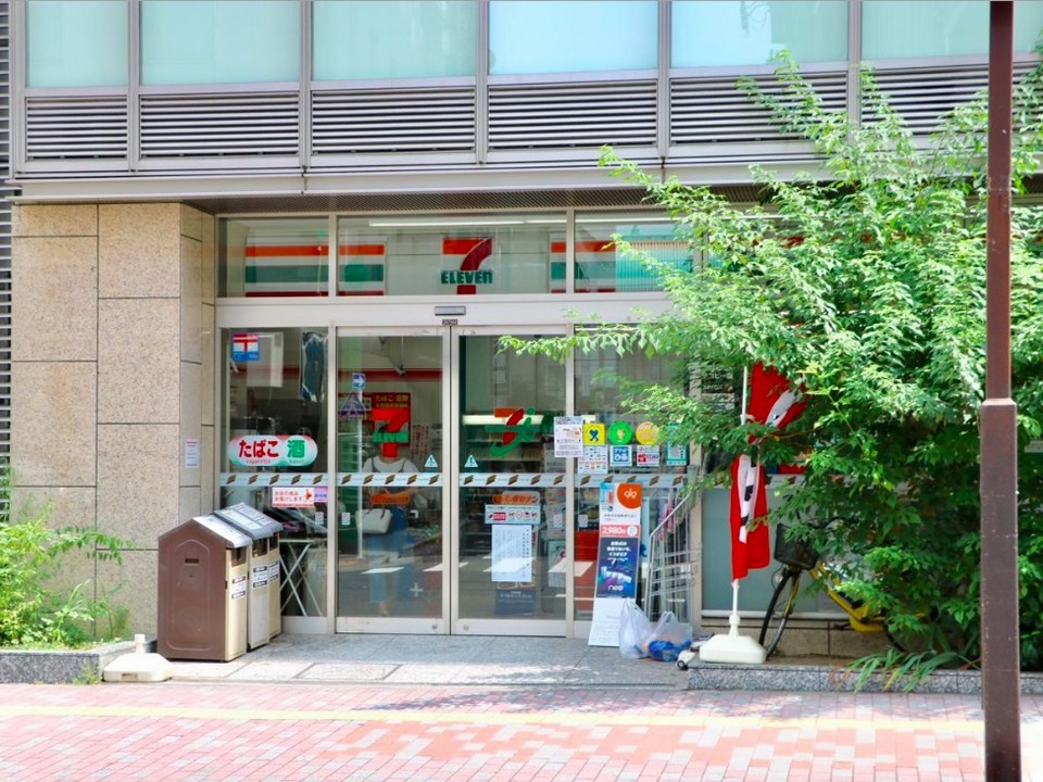 コンビニ　セブンイレブン築地日刊スポーツ本社店（コンビニ）まで141m