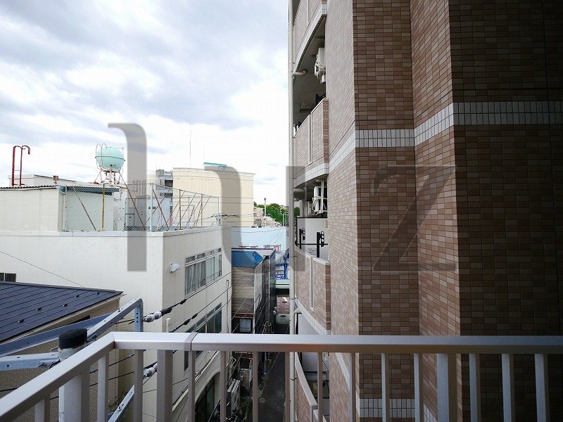 玄関　落ち着いた玄関です