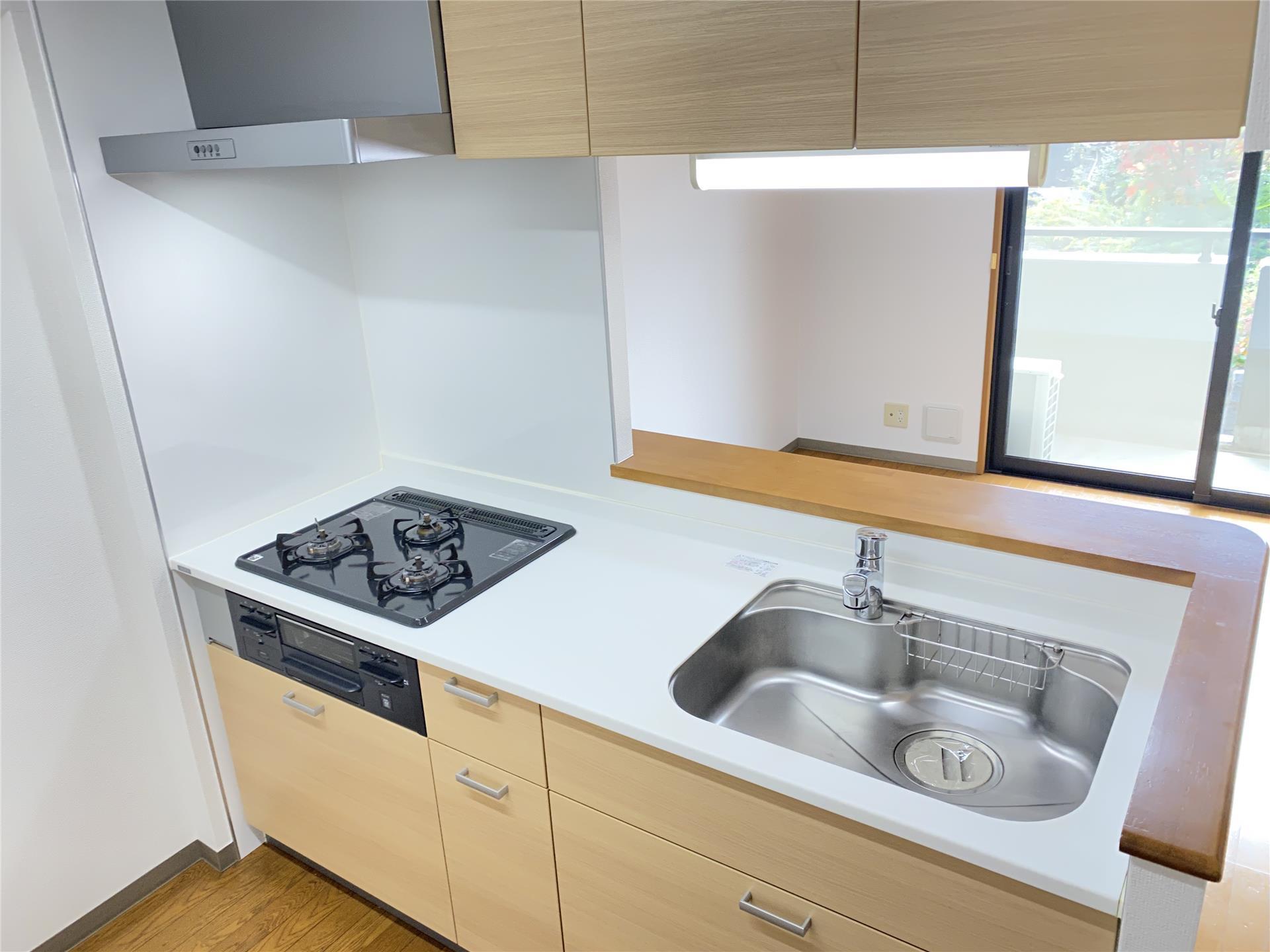 キッチン　(別部屋参考イメージ）システムキッチンに入替予定♪