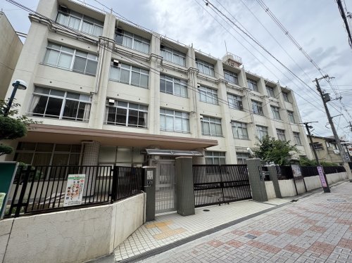 小学校　大阪市立粉浜小学校（小学校）まで451m
