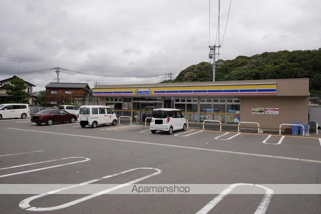 コンビニ　ミニストップ（コンビニ）まで139m