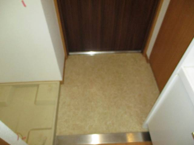 玄関　室内洗濯機置場