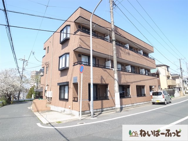 建物外観　明るいマンションですね☆アルファヴィレッジ