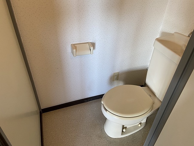 トイレ　別部屋参考