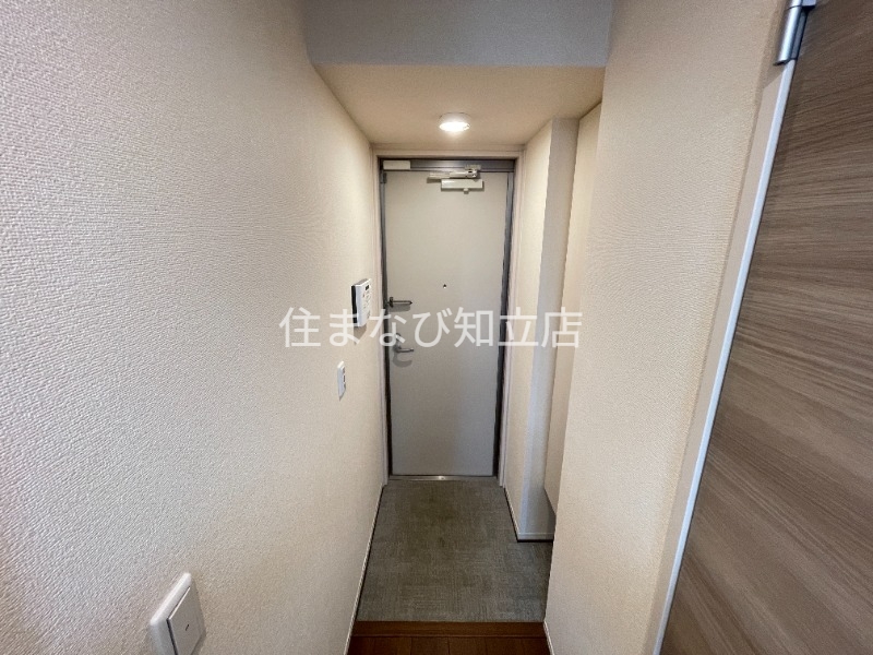 玄関　同型別部屋写真