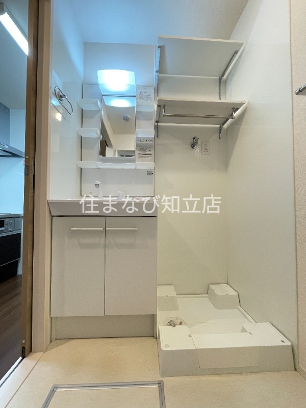 洗面設備　同型別部屋写真