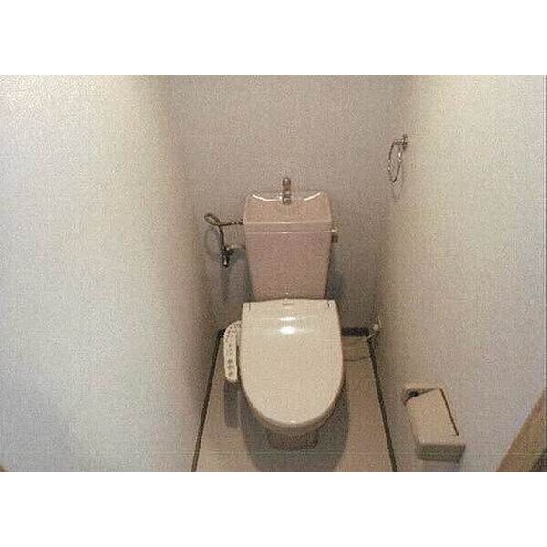 トイレ　シンプルで使いやすいトイレです