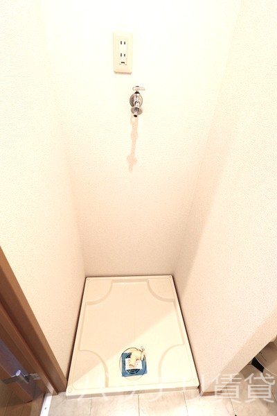 洗面設備　画像は同型イメージの為、現況を優先いたします。