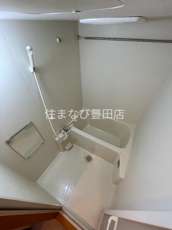 バス・シャワールーム　別室同型写真