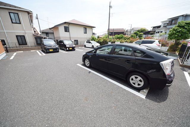 駐車場　★★敷地内駐車場完備★★