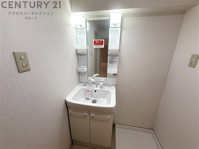 洗面設備　洗面所内に洗濯機置場あり☆