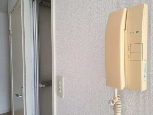 セキュリティ　★インターホンを完備しています。★