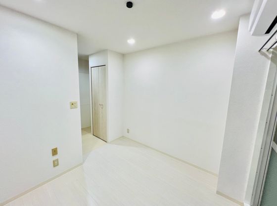 居室・リビング　★内装のとても綺麗な居室です。★