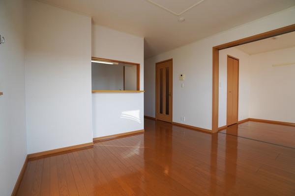 居室・リビング　同じ建物の別のお部屋