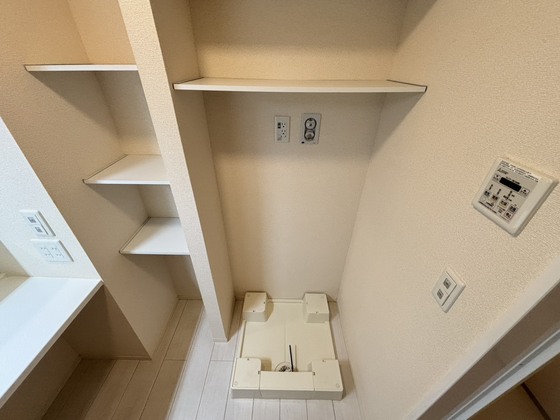 その他部屋・スペース　室内洗濯機置場