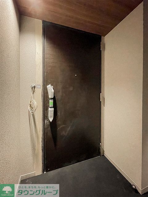 玄関　※写真は同タイプ住戸です。