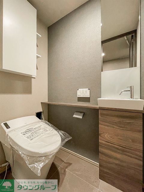 トイレ　※写真は同タイプ住戸です。