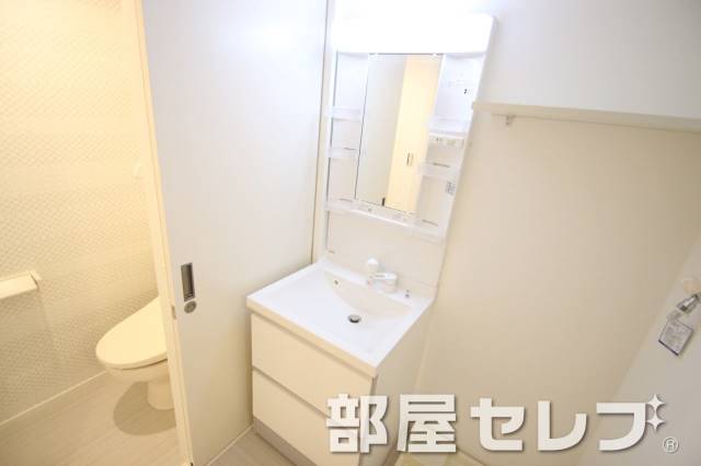 洗面設備　きれいな独立洗面所です。（イメージ写真）