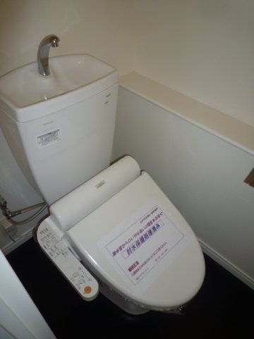 トイレ　シンプルで使いやすいトイレです（参考写真です）