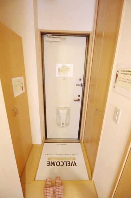 玄関　★お部屋探しは株式会社タウンハウジング東京まで★