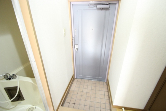 玄関　※別部屋の写真