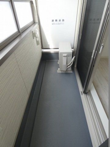 バルコニー　同仕様タイプの写真です。