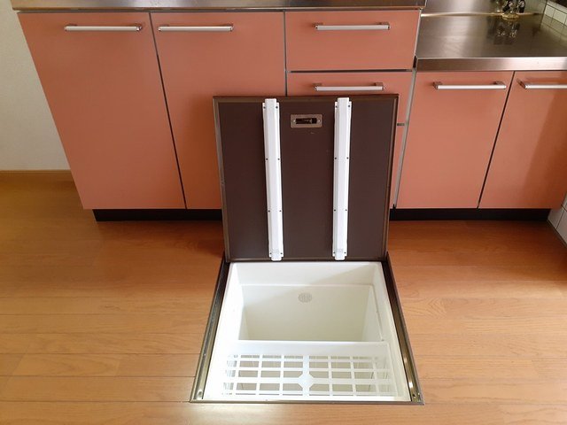 その他設備　床下収納