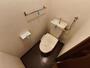 トイレ　こちらはトイレです。清潔感があり、安心して使用できます。