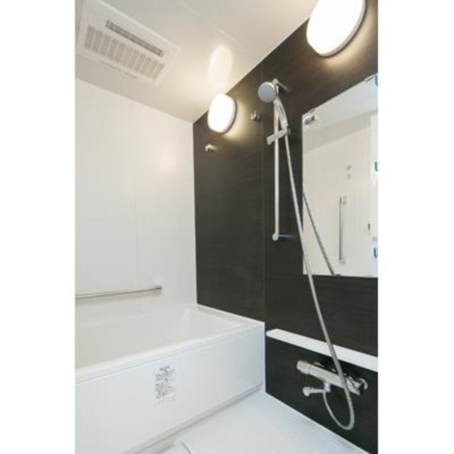 バス・シャワールーム　※写真は同タイプ住戸です。