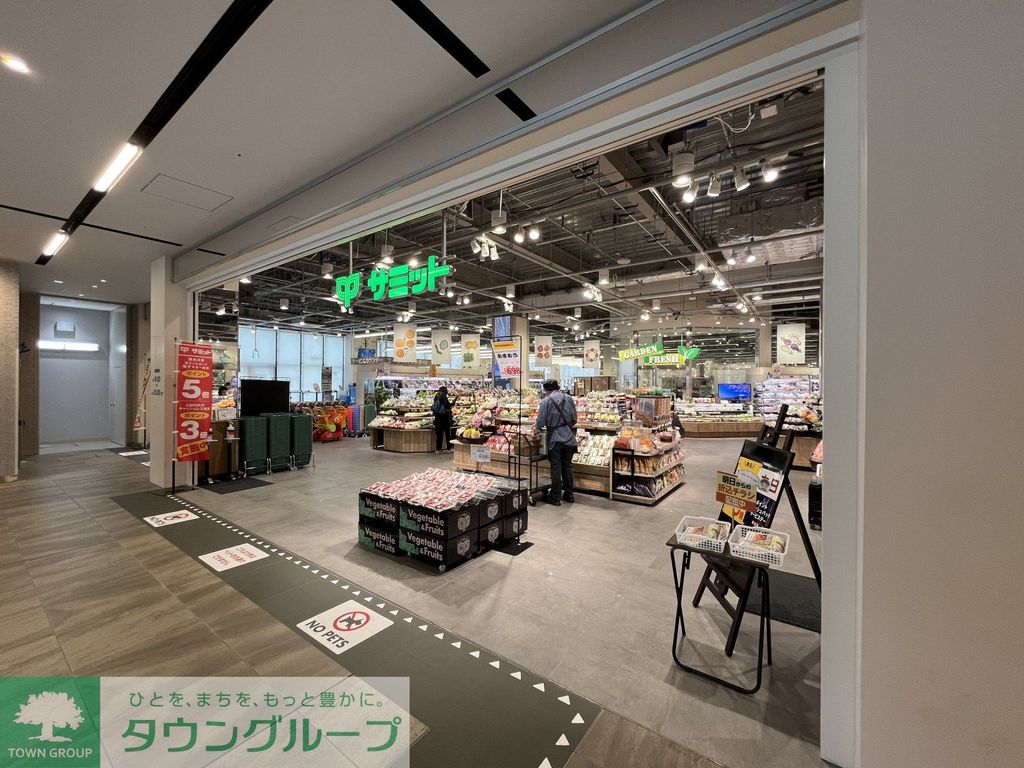 スーパー　サミットストア ららテラス HARUMI FLAG店（スーパー）まで430m