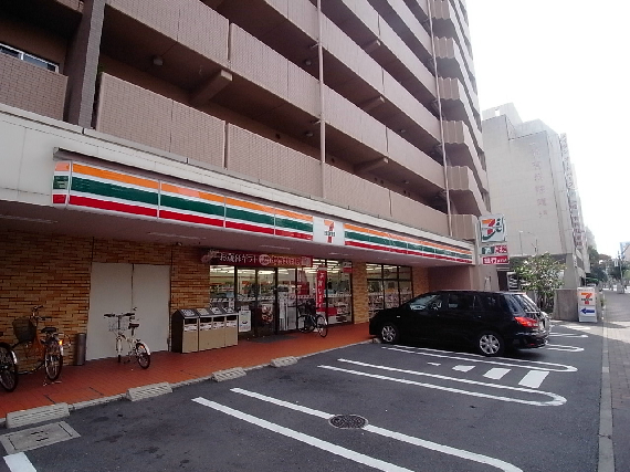 コンビニ　セブンイレブン 名古屋大須４丁目店（コンビニ）まで100m