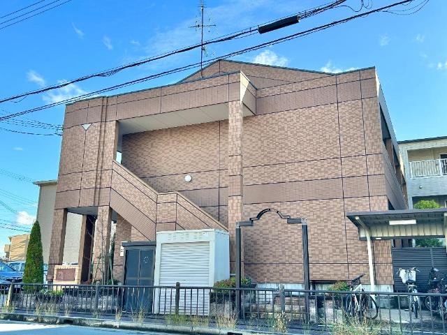 エントランス　外観写真（昼）
