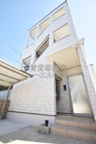 建物外観　2024年4月完成