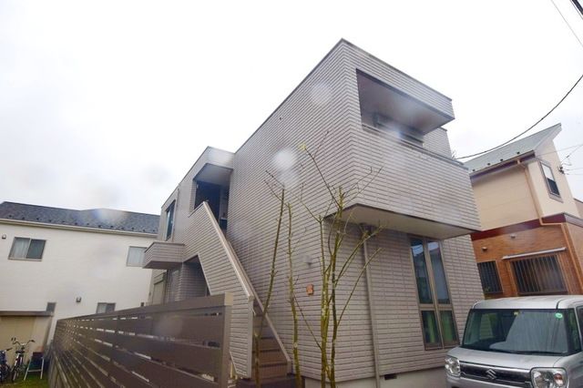 建物外観　★駅から徒歩6分程、築浅物件★