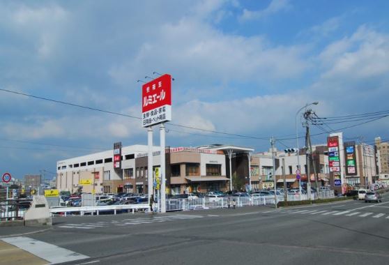 ショッピングセンター　フォレオ博多（ショッピングセンター）まで805m
